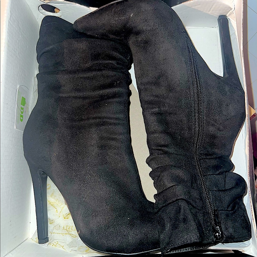 Black women booties